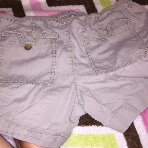 Shorts - Picture 4 of 4